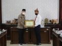 Setia Dampingi Pemkot Surabaya, 26 Jaksa Kejari Diganjar Penghargaan