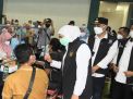 Vaksinasi Massal, Gubernur Khofifah: Sinergitas dan Kolaborasi Kunci Sukses Percepatan Vaksinasi di Jatim