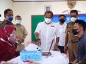 Salurkan JPS pada Warga MBR yang tidak pernah Menerima Mantuan, Wawali Armuji Yakin Surabaya Bangkit