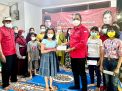 Serahkan Beasiswa PIP di Kecamatan Lakarsantri, Wakil Ketua DPC PDIP Surabaya: Jangan Ada Anak Putus Sekolah