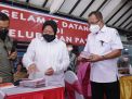 Baca juga : Risma Bagikan PKH Tunai di Kelurahan Pakis, Wakil Walikota Surabaya Armuji Bantu Jemput Warga