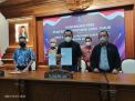 Baca juga : UMP Jatim Tahun 2022 Resmi Ditetapkan Naik Rp22 Ribu