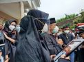 Hanya Bisa Memandang Foto Fadly, Ibu Korban Sriwijaya: Astaghfirullah