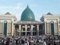 Masjid Al-Akbar Surabaya Jadi Tempat Ngabuburit Ribuan Warga
