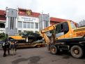 Bantu Penanggulangan Bencana di Kota Batu, Surabaya Kirim 60 Personel, 3 Alat Berat dan 5 Dump Truk
