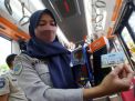 Tak lagi Bayar pakai Sampah Plastik, Naik Suroboyo Bus kini kian Mudah dengan Kartu Flazz