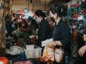 Sambangi Pasar Tambahrejo, Puan Maharani Bantu Pedagang Jualan Tempe dan Borong Nogosari