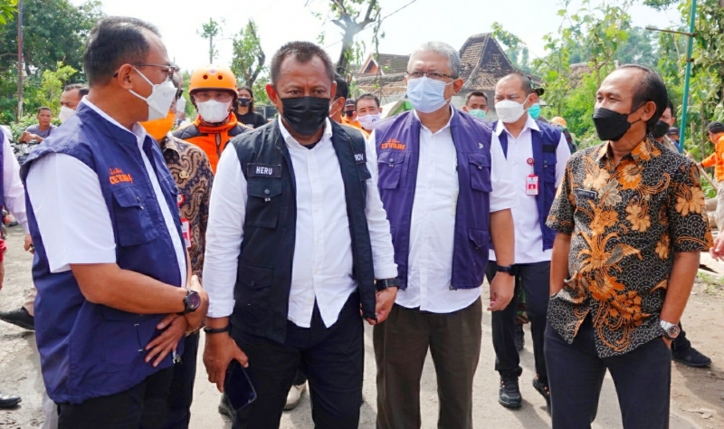 Pemprov Jatim Gerak Cepat Salurkan Bantuan Korban Angin Puting Beliung di Madiun