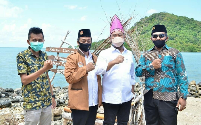 Pantai Selayar Bawean Gresik Diresmikan sebagai Aset Desa Wisata