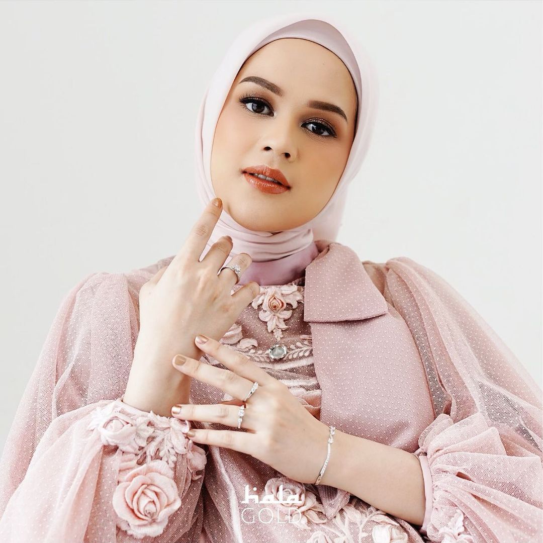 Ayahanda Cut Meyriska Meninggal Dunia, Roger Danuarta Wakili Keluarga Mohon Doa dari Masyarakat