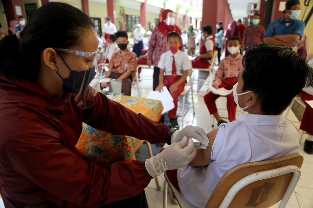Pemkot Surabaya Jamin Ketersediaan Vaksin Covid-19 untuk Anak Usia 6-11 Tahun Aman