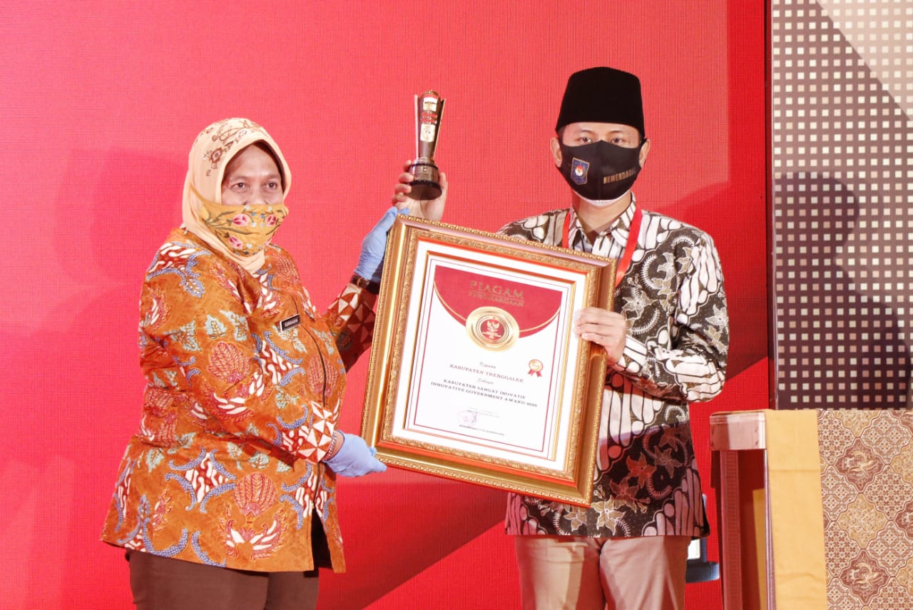 Pemkab Trenggalek Dapat Penghargaan Kabupaten Sangat Inovatif