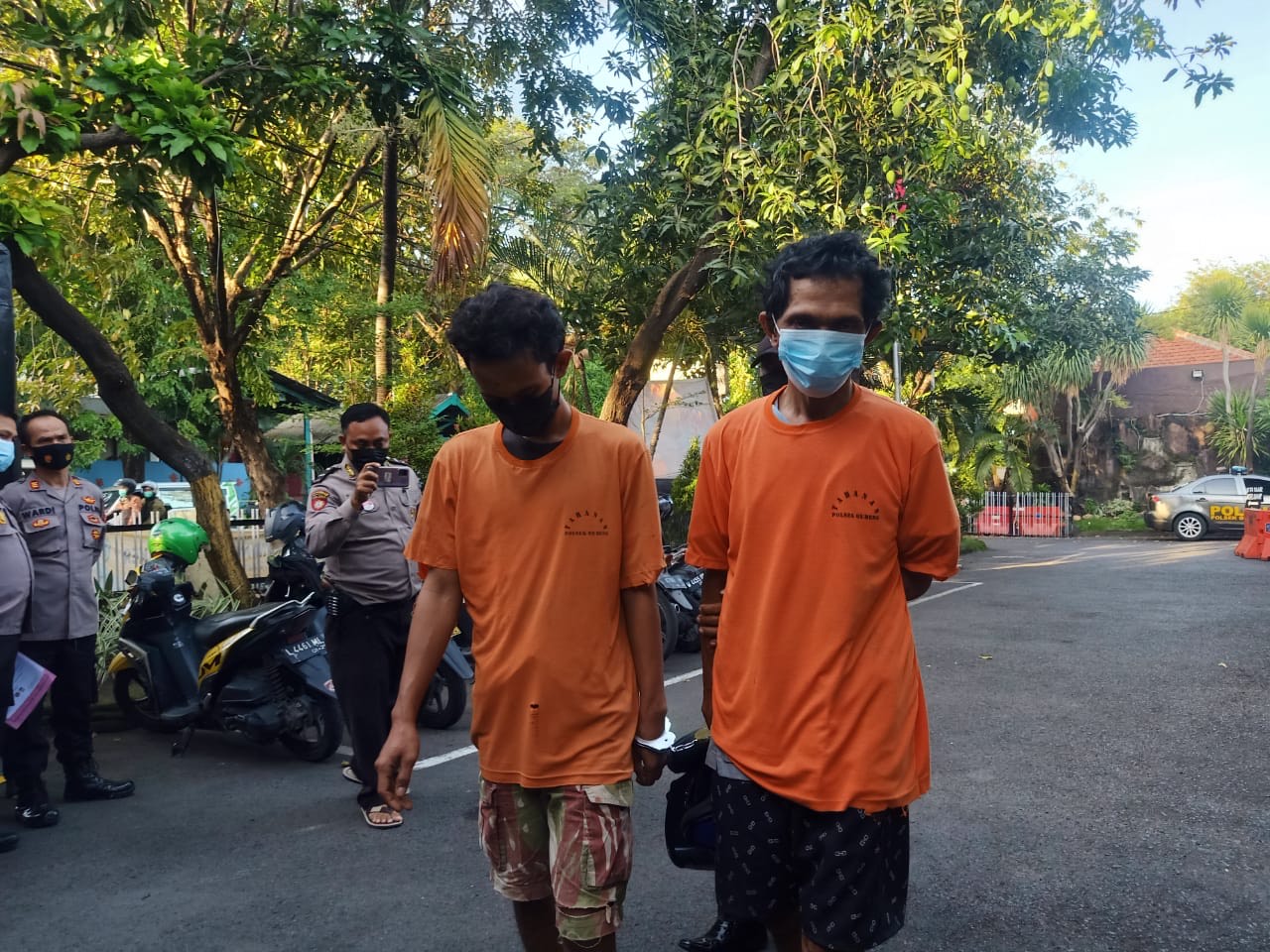 Curi Helm Dijual ke Facebook, yang Beli Teman Korban, Pelaku Dipukuli