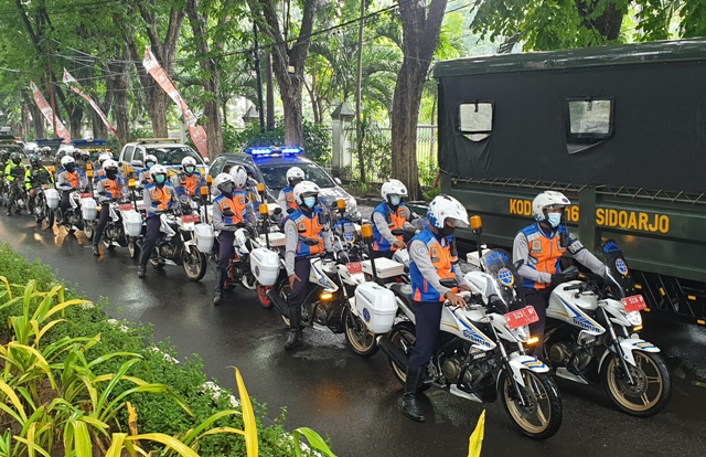 Ribuan Personel Gabungan Diterjunkan demi Amankan PPKM di Jatim