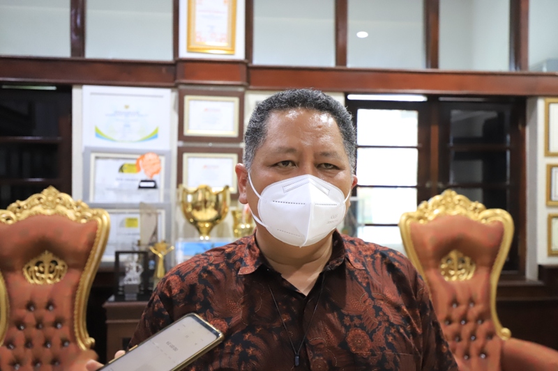 Vaksinasi COVID Jilid II di Surabaya, Giliran Sektor Pelayanan Publik