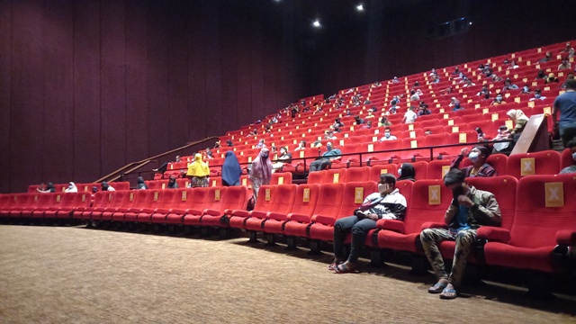 Satgas Covid-19 Surabaya Imbau tak Ada Jam Tayang Bioskop Tengah Malam