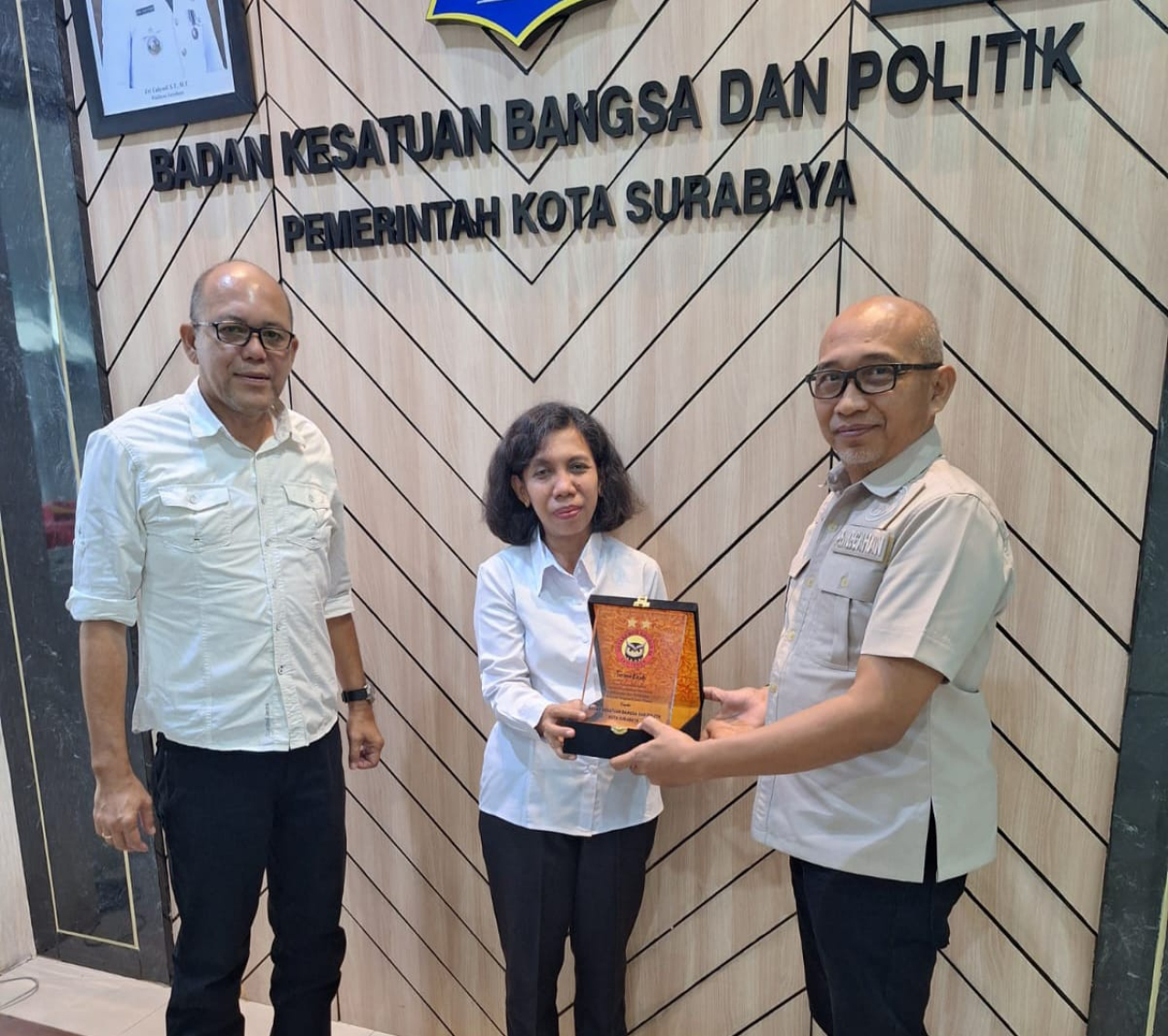 Bakesbangpol Surabaya Terima Apresiasi dari Densus 88 Antiteror