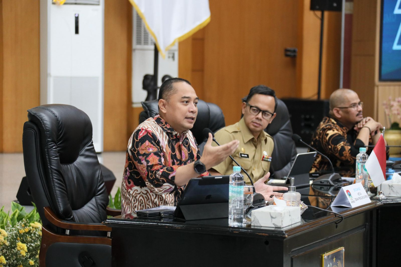 Forum APEKSI: Eri Cahyadi Bahas Efisiensi Bekerja hingga Proposal Visi-Misi Pejabat Pemkot Surabaya