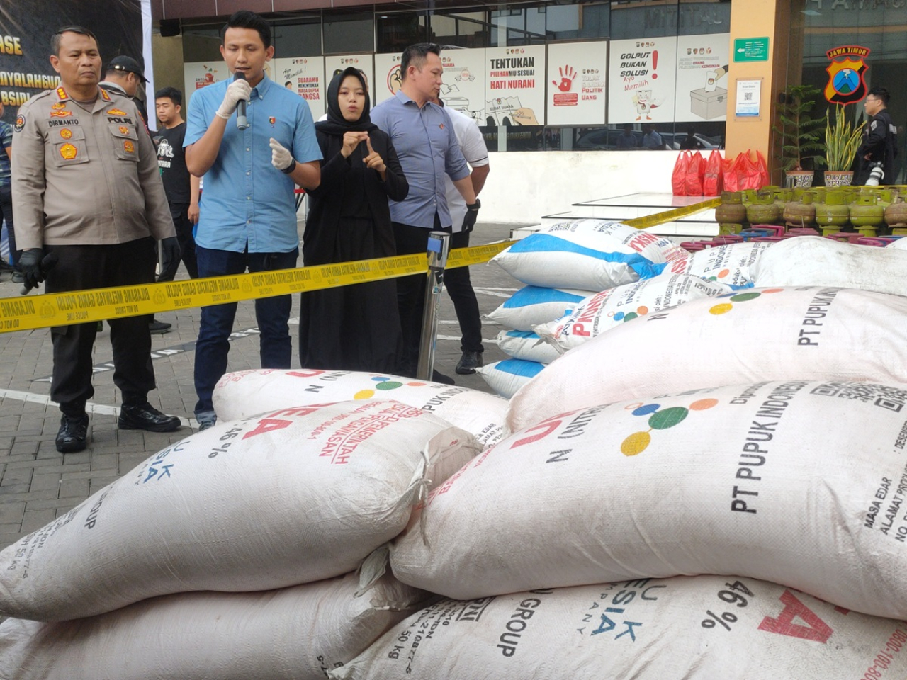 Tersangka Penjual Subsidi Pupuk Ditangkap Polda Jatim, Motifinya Tergiur Keuntungan Rp300 Juta