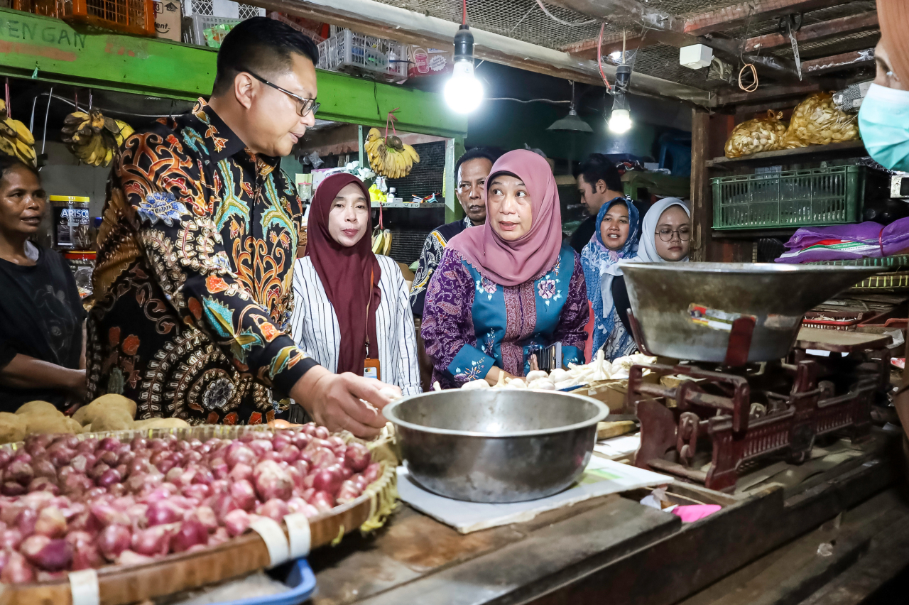 DKPP Surabaya dan NFA Uji Keamanan Pangan di Pasar Tradisional Surabaya