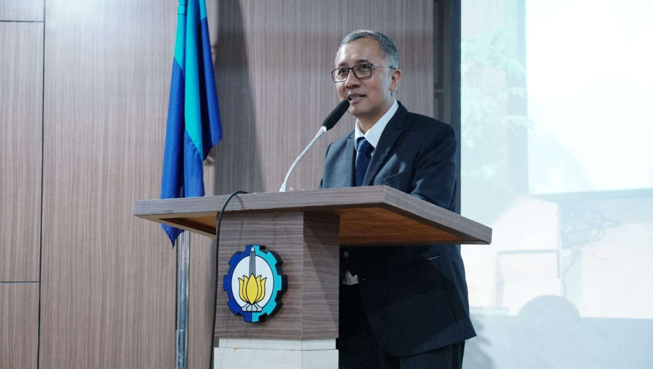 Mantap! Asisten II Kota Surabaya Raih Gelar Doktor di ITS