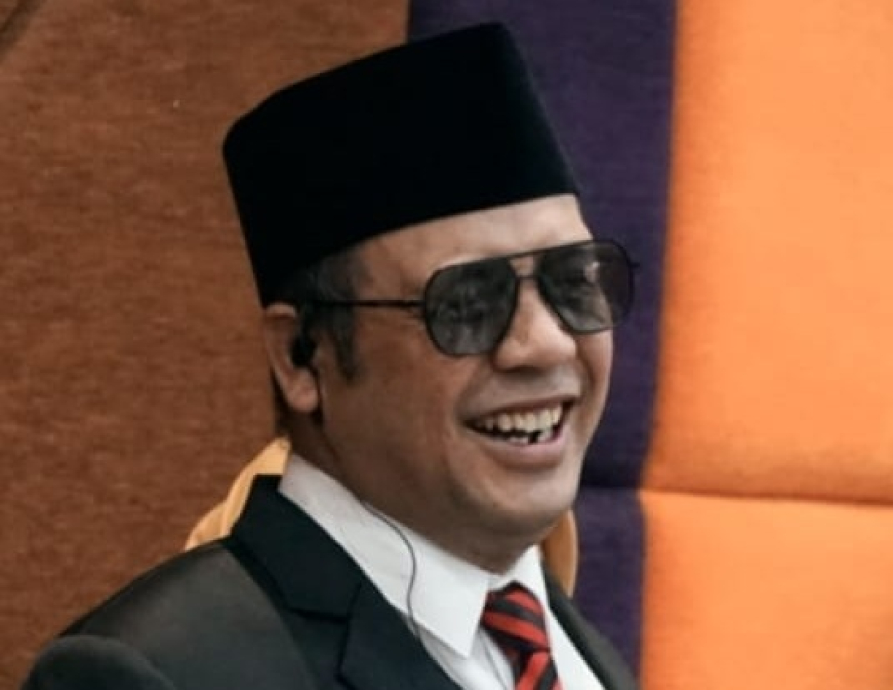 Politik Indonesia Demam KDM, Firman Syah Ali : Beliau Role Model Pejabat Publik