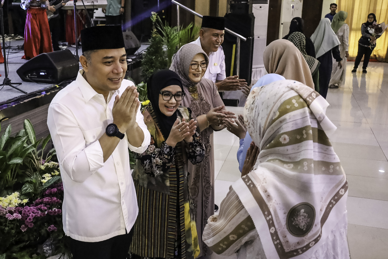 Refleksi Hari Kartini di Era Modern, Eri Cahyadi Ungkap Transformasi Pendidikan Digital di Surabaya