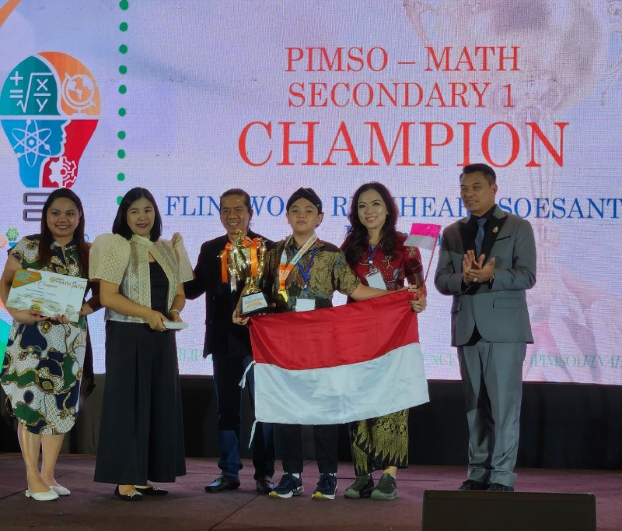 Siswa SMP Surabaya Sabet Juara Dunia Olimpiade Matematika di Manila