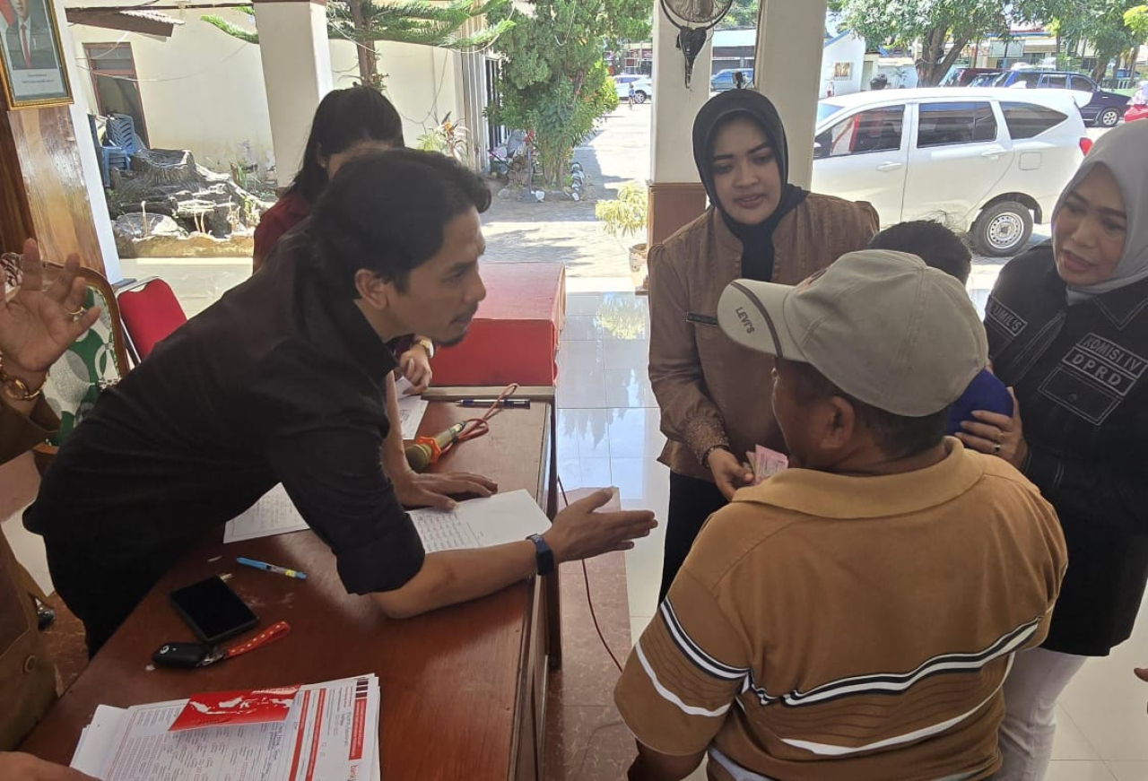 Politik Pantau Langsung, Komisi IV DPRD Apresiasi Program Bansos Pemkab Probolinggo untuk Tekan Kemiskinan Ekstrem