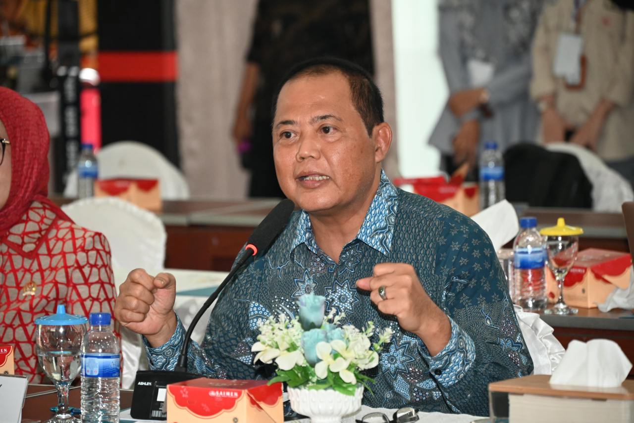 Anggota DPR RI: Standar Gaji Guru Harusnya Rp25 Juta per Bulan
