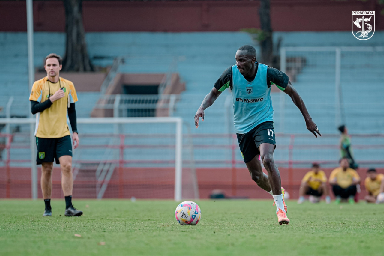 Prediksi Persik vs Persebaya Hari Ini: Bajol Ijo Siap Terkam Macan Putih agar Bisa Gusur Dewa United