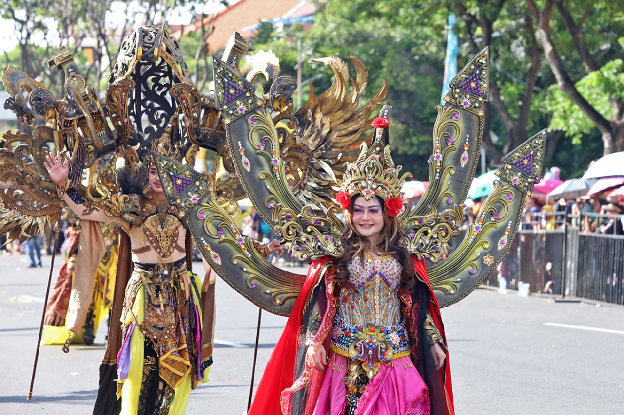 Legenda Sawunggaling Buka Surabaya Vaganza 2025 dengan Teatrikal Meriah