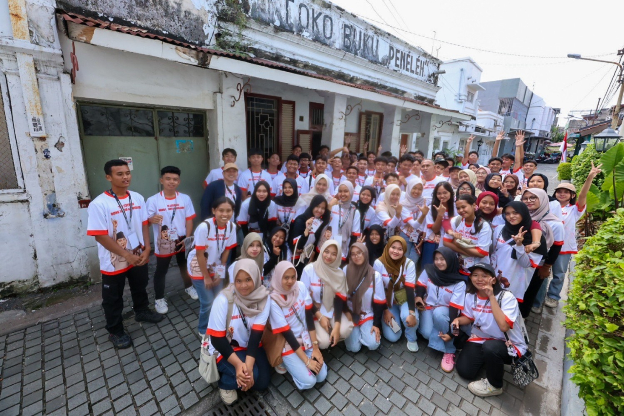 Belajar dari Soekarno, Pemuda Jawa Timur Telusuri Jejak Sang Proklamator Lewat Tur Literasi