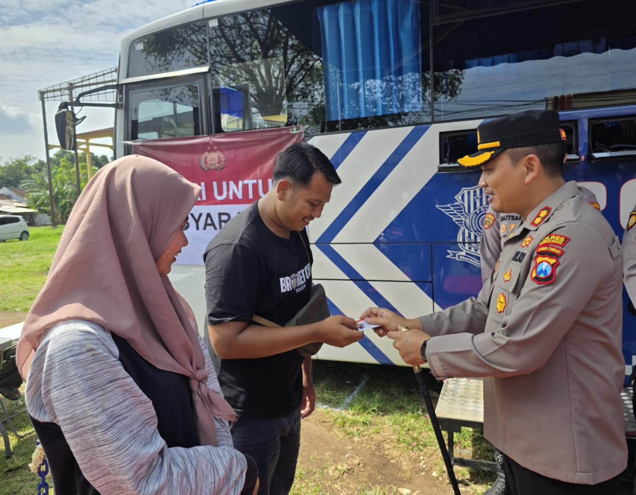 Launching Bus SIM Keliling, Cara Polres Probolinggo Mudahkan Layanan bagi Masyarakat Pelosok
