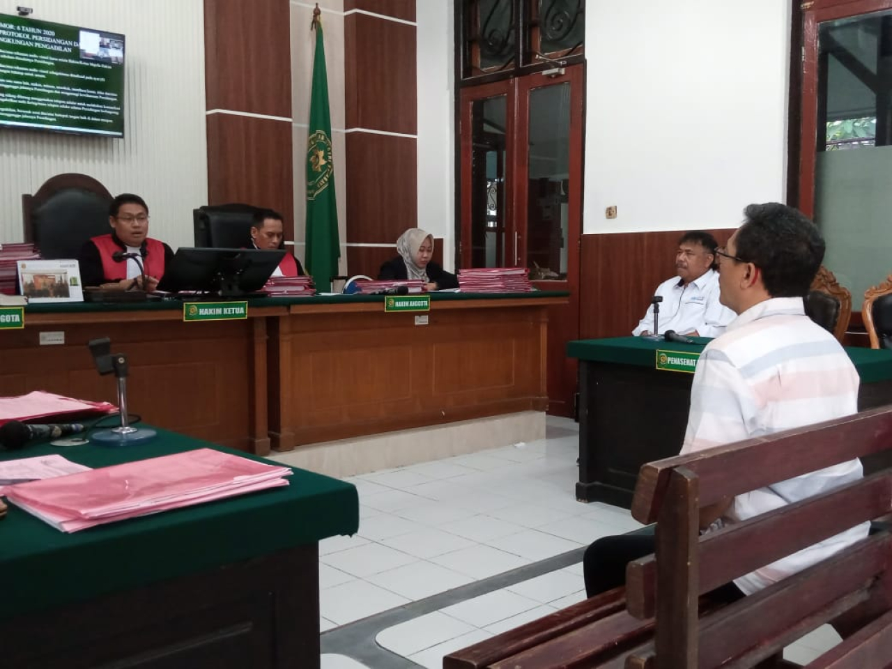 Sidang Penganiayaan dengan Korban Pimred Memorandum: Kenapa Batu Akik Terdakwa tak Dijadikan Barbuk?