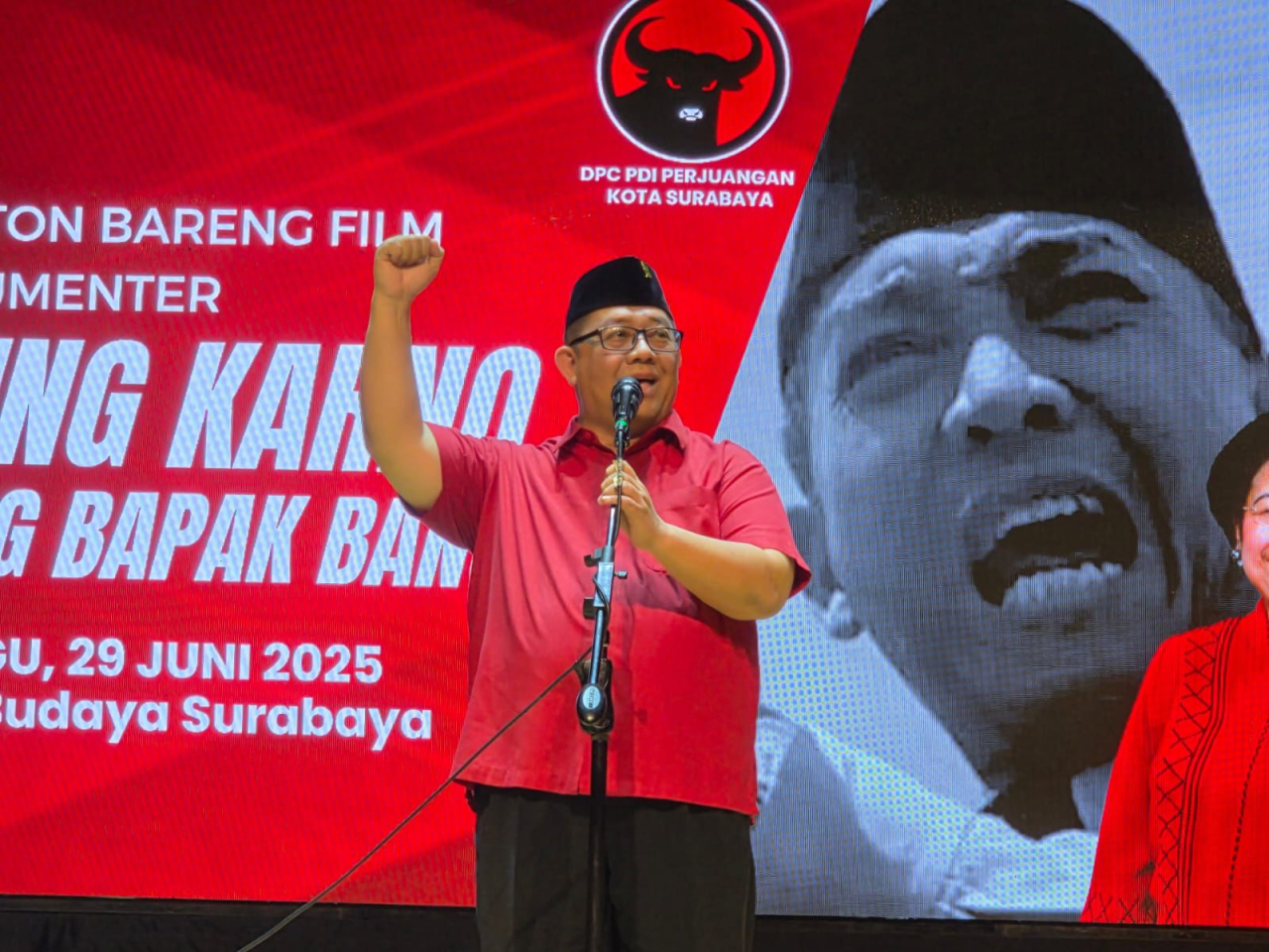 Hidupkan Semangat Bung Karno, PDIP Surabaya Nobar Film "Kusno" yang Dibintangi Eri Cahyadi