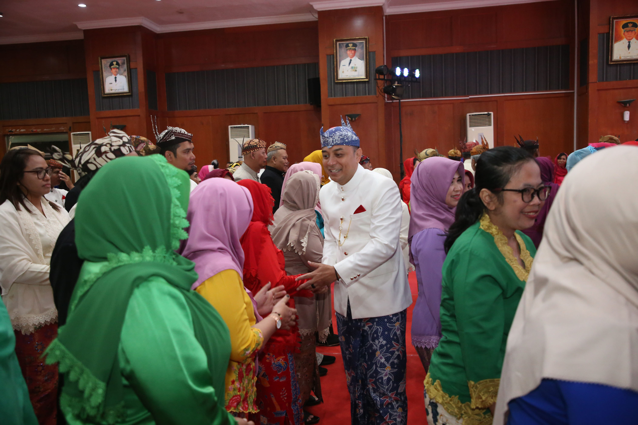 Wali Kota Eri Cahyadi Lantik 223 Pejabat, Tegaskan Birokrasi untuk Pelayanan Publik