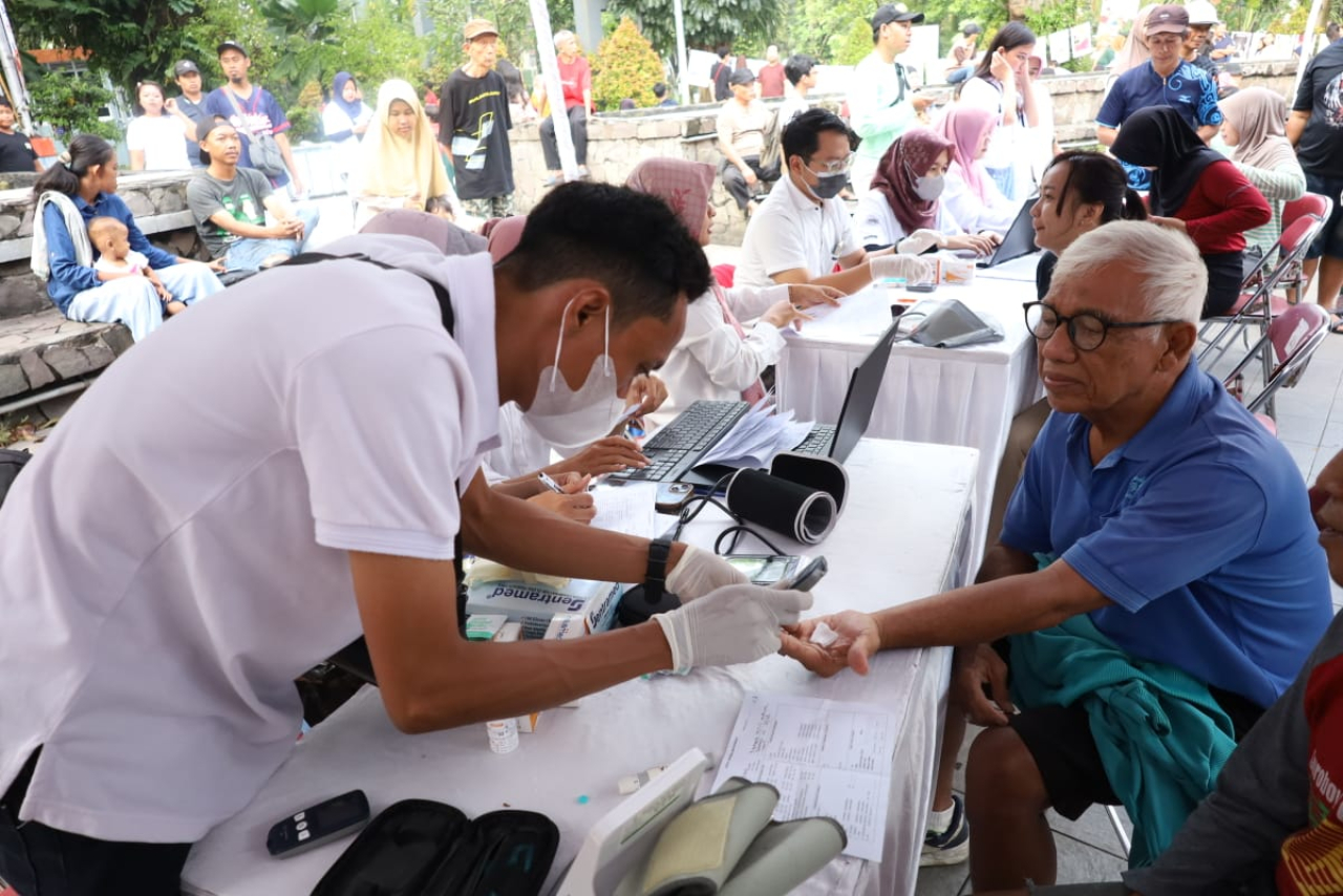 HTTS 2025: Pemkot Surabaya Teguhkan Komitmen Jaga Generasi Muda dari Bahaya Rokok