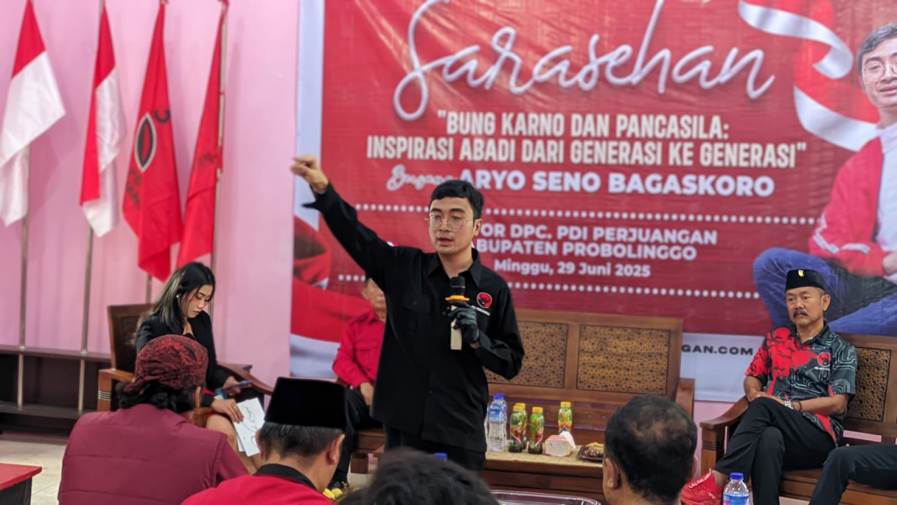 Aryo Seno Bagaskoro Ajak Mahasiswa Probolinggo Warisi Api Perjuangan Bung Karno