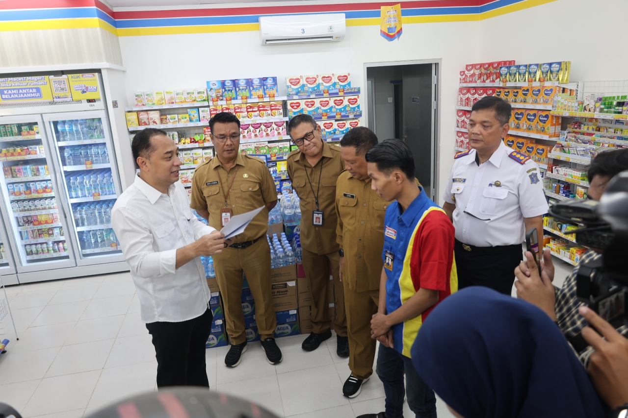 Pemkot Surabaya Tertibkan Jukir Liar di Indomaret dan Toko Modern Lainnya