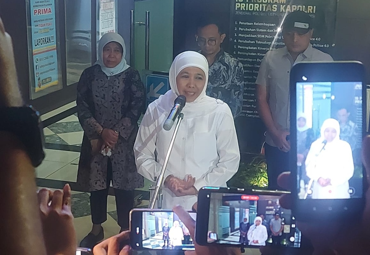 Diperiksa 8 Jam, Gubernur Khofifah Sebut Sudah Jelaskan Dana Hibah Selengkap-lengkapnya ke KPK