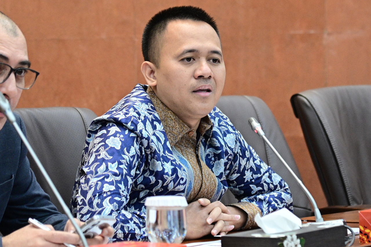 Politik Fenomena ‘Rojali-Rohana’ Jadi Perhatian DPR, Mufti Anam: Jeritan Rakyat yang Terhimpit Ekonomi