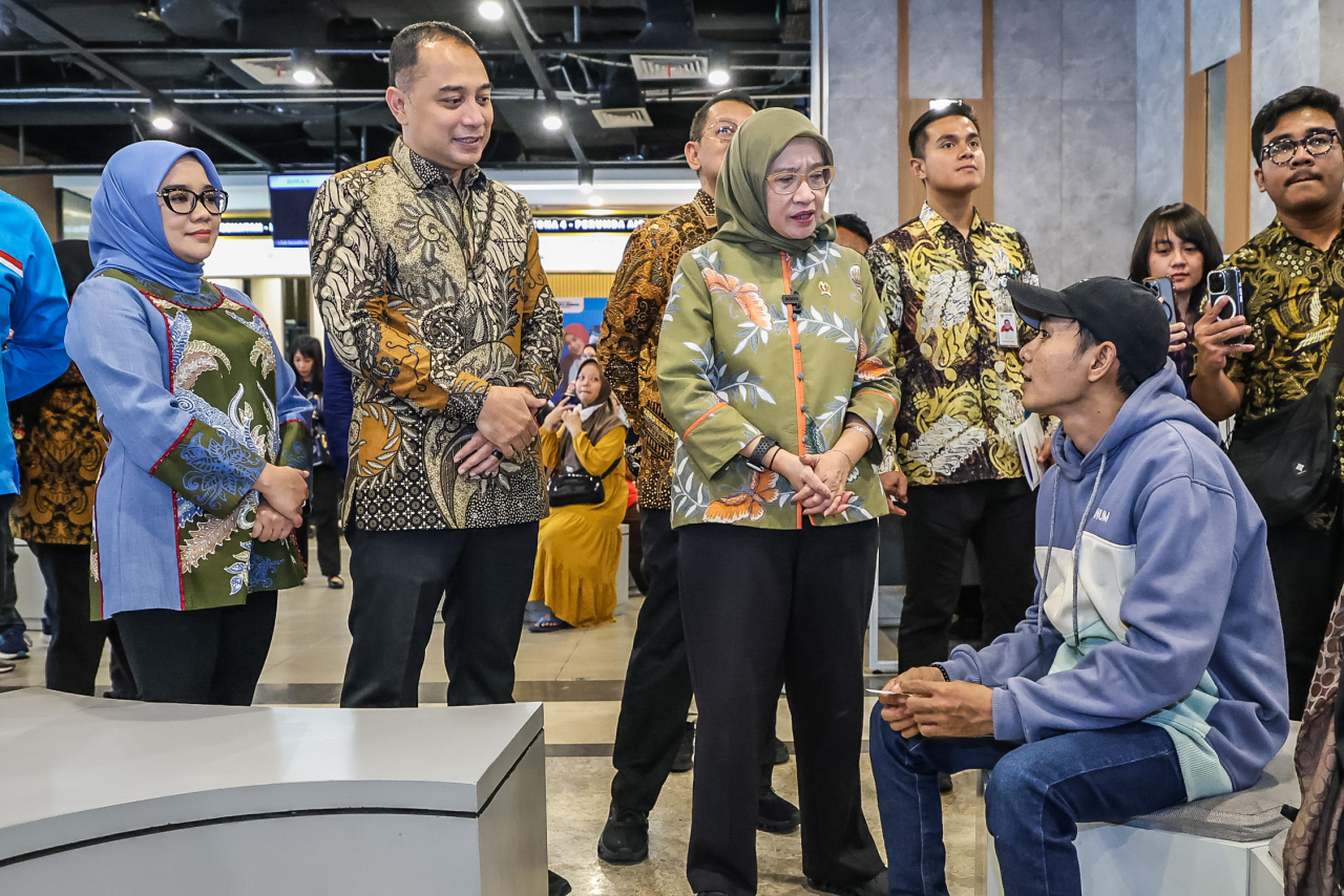 Kunjungi MPP Siola dan Puskemas Tambakrejo Surabaya, MenPAN-RB Puji Transformasi Layanan Publik
