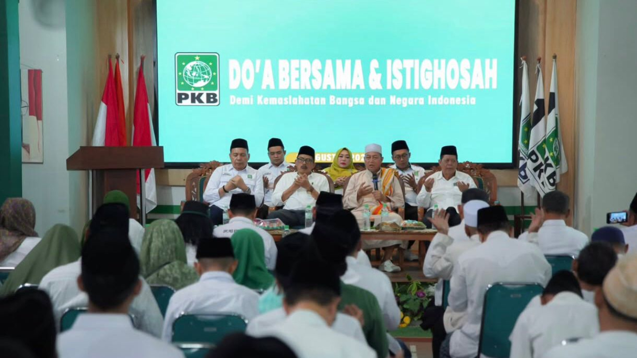 Istighosah dan Doa Keselamatan Bangsa di Kantor DPC PKB Kota Surabaya