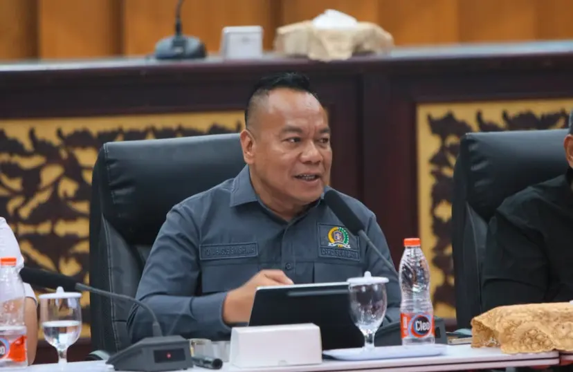Baca juga : DPRD Surabaya Dukung Rotasi 78 Pejabat Pemkot Surabaya, Komisi A: Harus Bekerja Lebih Keras!