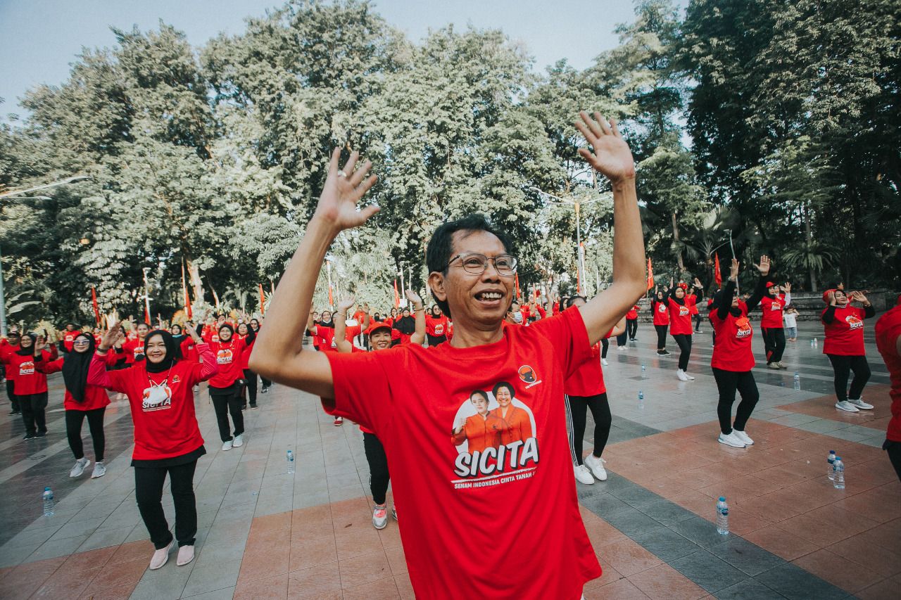 Senam SICITA Serentak, PDIP Surabaya Gelorakan Semangat Kebangkitan Nasional