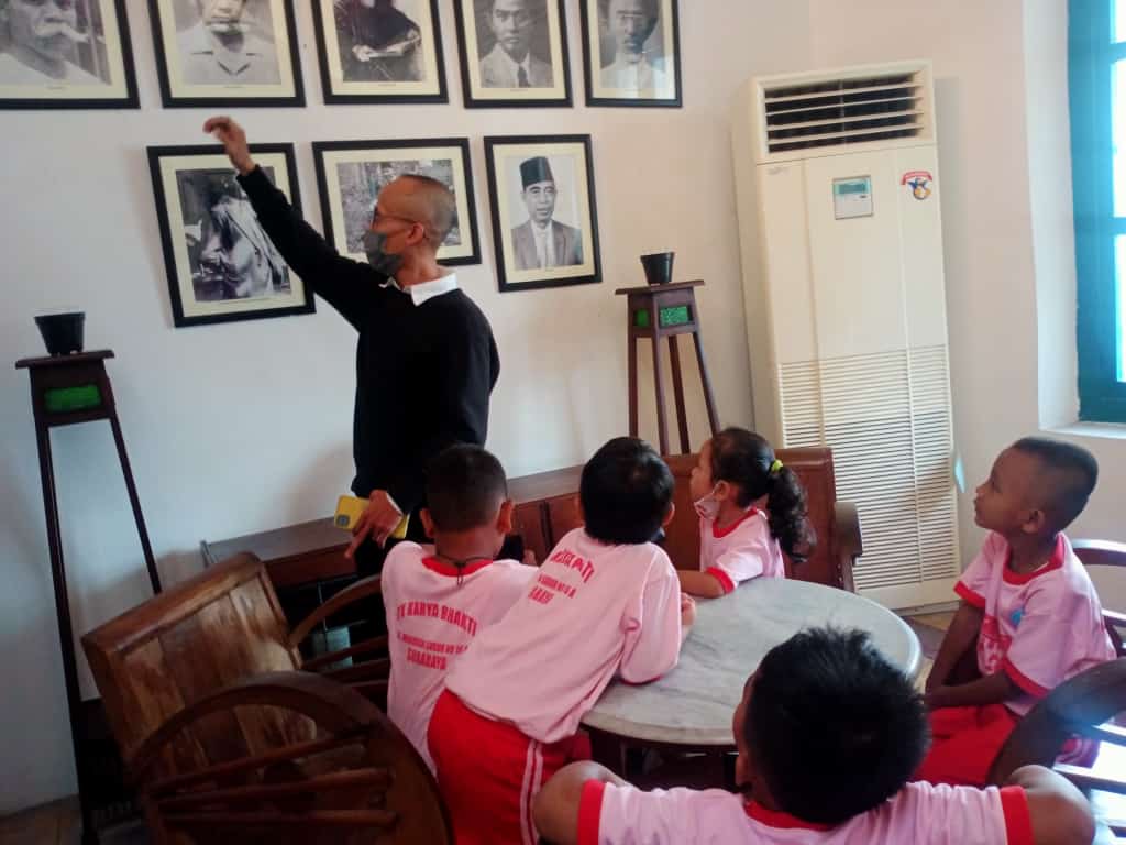 TK Karya Bhakti, Mengenalkan Tokoh Proklamasi Sejak Dini