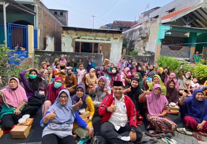 Sapa Warga Wakil Sekretaris DPC PDI Perjuangan Achmad Hidayat, Dengar Curhat Laporan Yang Kompleks