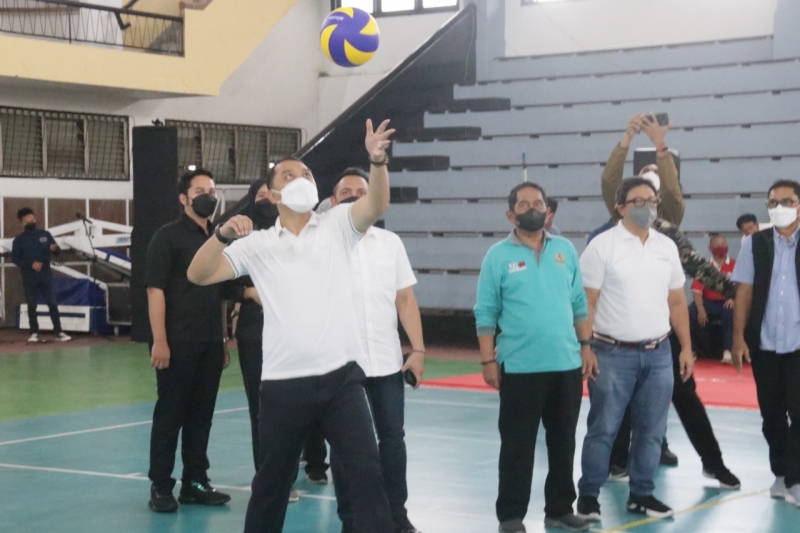Eri Cahyadi Buka Turnamen Bola Voli Piala Walikota Surabaya 2022