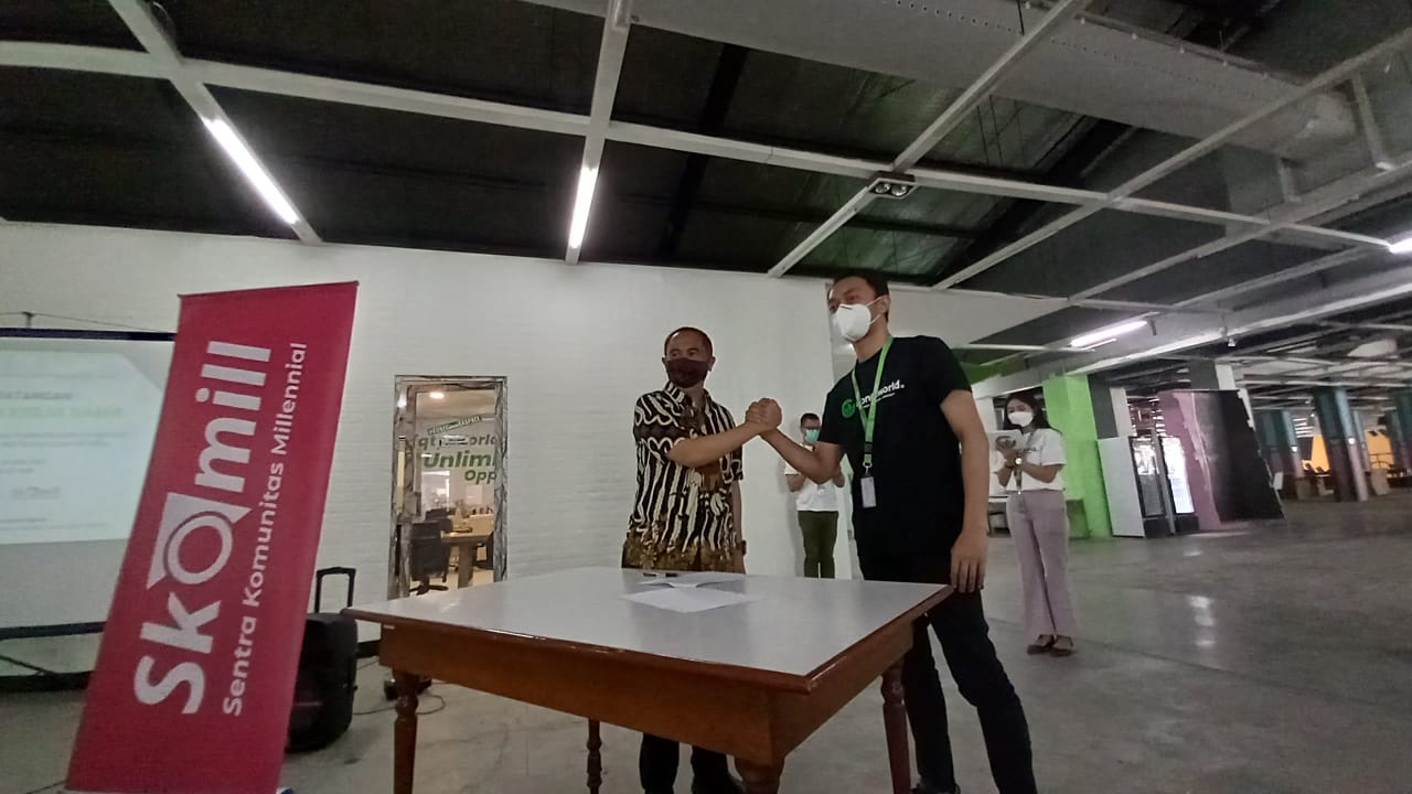Beri Peluang, Connecworld dan Skomil Beri Ruang Belajar UMKM se Jatim